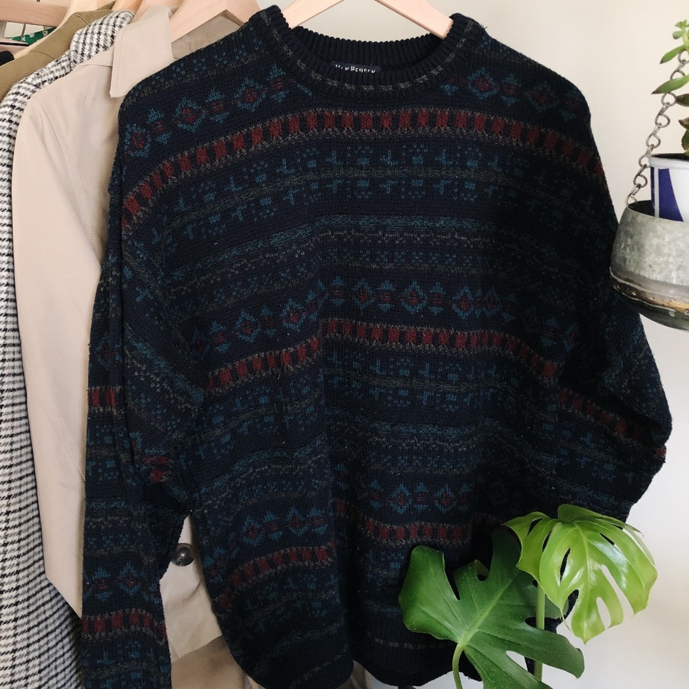 Van Heusen Navy Blue "Christmas" Sweater